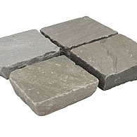 Kandla gres Platinus 14x14x5-7 Grijs ( 525 stuks per krat )  ( met voeg 45 stuks per M2 )