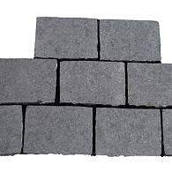 Platinus Vietnamees Basalt gebrand oppervlak  20x14x5 Zwart ( 32 stuks per M2 met voeg )