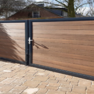 *Boston maatwerk Dubbele poort klein max (B) 400cm (H) 100cm incl insteekslot