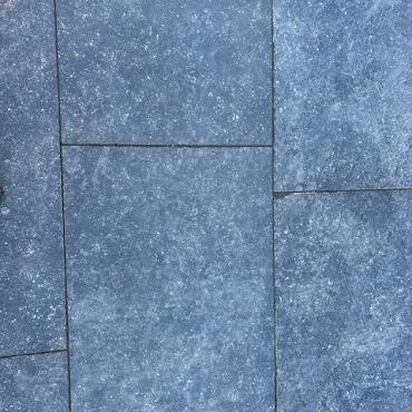 Aktie Keramische tegel Hardsteen look antraciet gebruikte partij 120x60x2 à € 35,--/M2